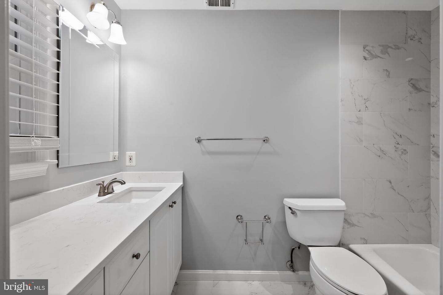 7333 LEWINSVILLE PARK CT, MCLEAN, Virginia 22101, 3 Bedrooms Bedrooms, ,3 BathroomsBathrooms,Residential,For sale,7333 LEWINSVILLE PARK CT,VAFX2292246 MLS # VAFX2292246