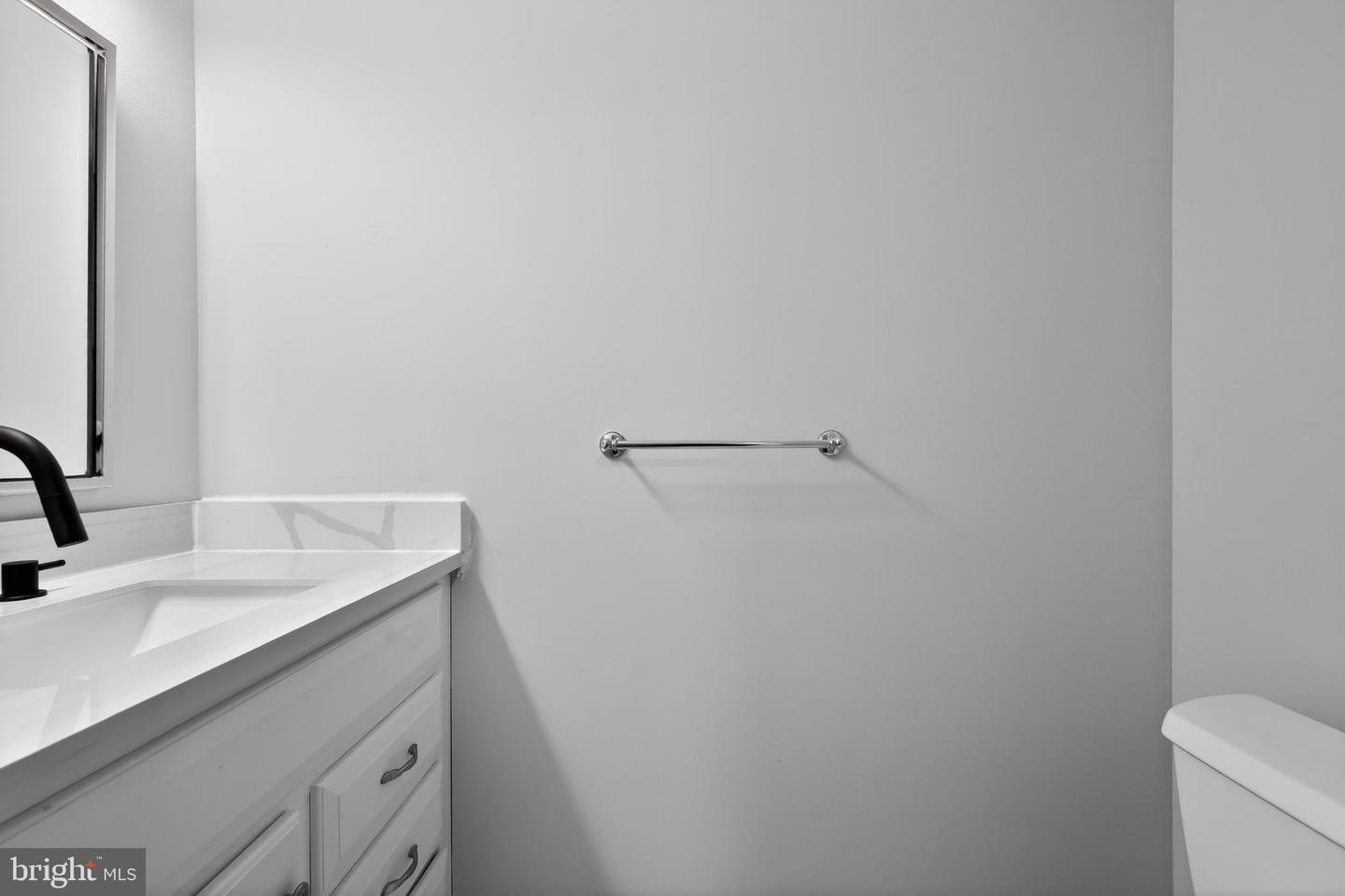 7333 LEWINSVILLE PARK CT, MCLEAN, Virginia 22101, 3 Bedrooms Bedrooms, ,3 BathroomsBathrooms,Residential,For sale,7333 LEWINSVILLE PARK CT,VAFX2292246 MLS # VAFX2292246