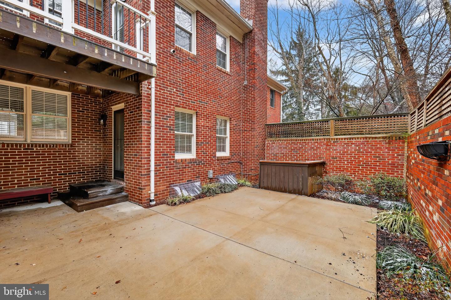 7333 LEWINSVILLE PARK CT, MCLEAN, Virginia 22101, 3 Bedrooms Bedrooms, ,3 BathroomsBathrooms,Residential,For sale,7333 LEWINSVILLE PARK CT,VAFX2292246 MLS # VAFX2292246