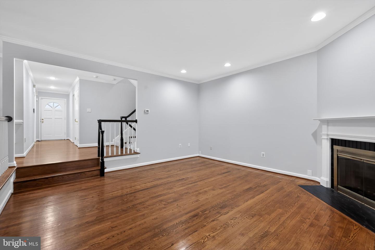 7333 LEWINSVILLE PARK CT, MCLEAN, Virginia 22101, 3 Bedrooms Bedrooms, ,3 BathroomsBathrooms,Residential,For sale,7333 LEWINSVILLE PARK CT,VAFX2292246 MLS # VAFX2292246