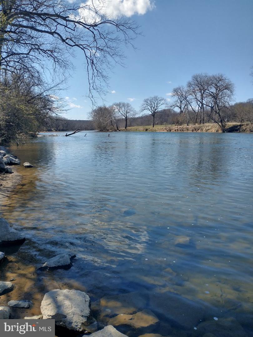 6521 HOWELLSVILLE RD, BOYCE, Virginia 22620, 3 Bedrooms Bedrooms, ,2 BathroomsBathrooms,Residential,For sale,6521 HOWELLSVILLE RD,VACL2006526 MLS # VACL2006526