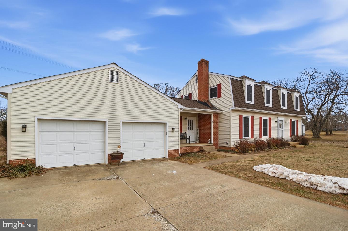 14088 CARRIAGE FORD RD, NOKESVILLE, Virginia 20181, 3 Bedrooms Bedrooms, ,3 BathroomsBathrooms,Residential,For sale,14088 CARRIAGE FORD RD,VAPW2113050 MLS # VAPW2113050