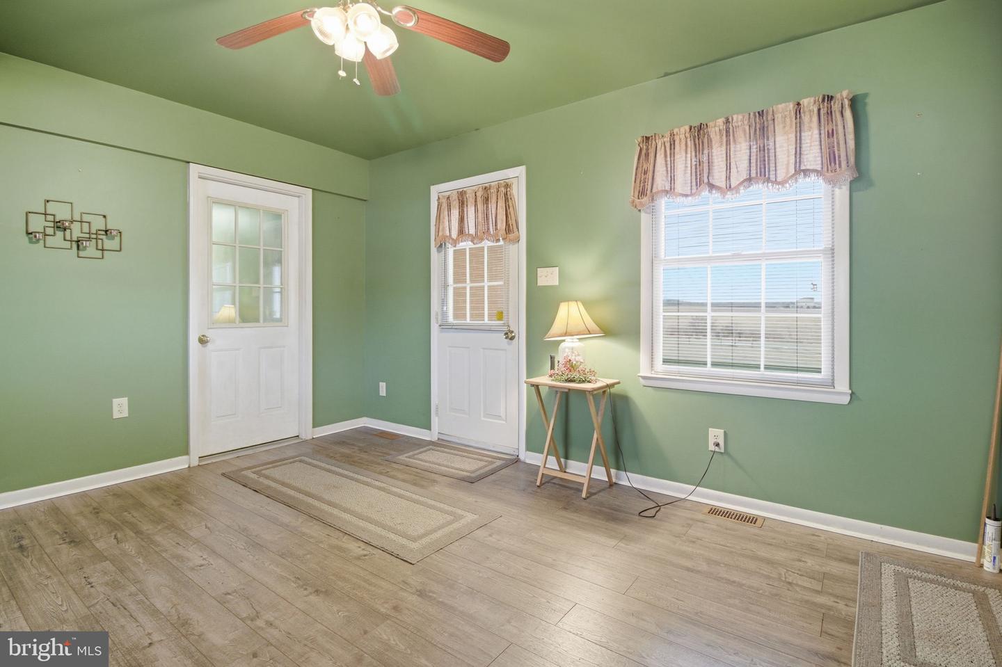 14088 CARRIAGE FORD RD, NOKESVILLE, Virginia 20181, 3 Bedrooms Bedrooms, ,3 BathroomsBathrooms,Residential,For sale,14088 CARRIAGE FORD RD,VAPW2113050 MLS # VAPW2113050