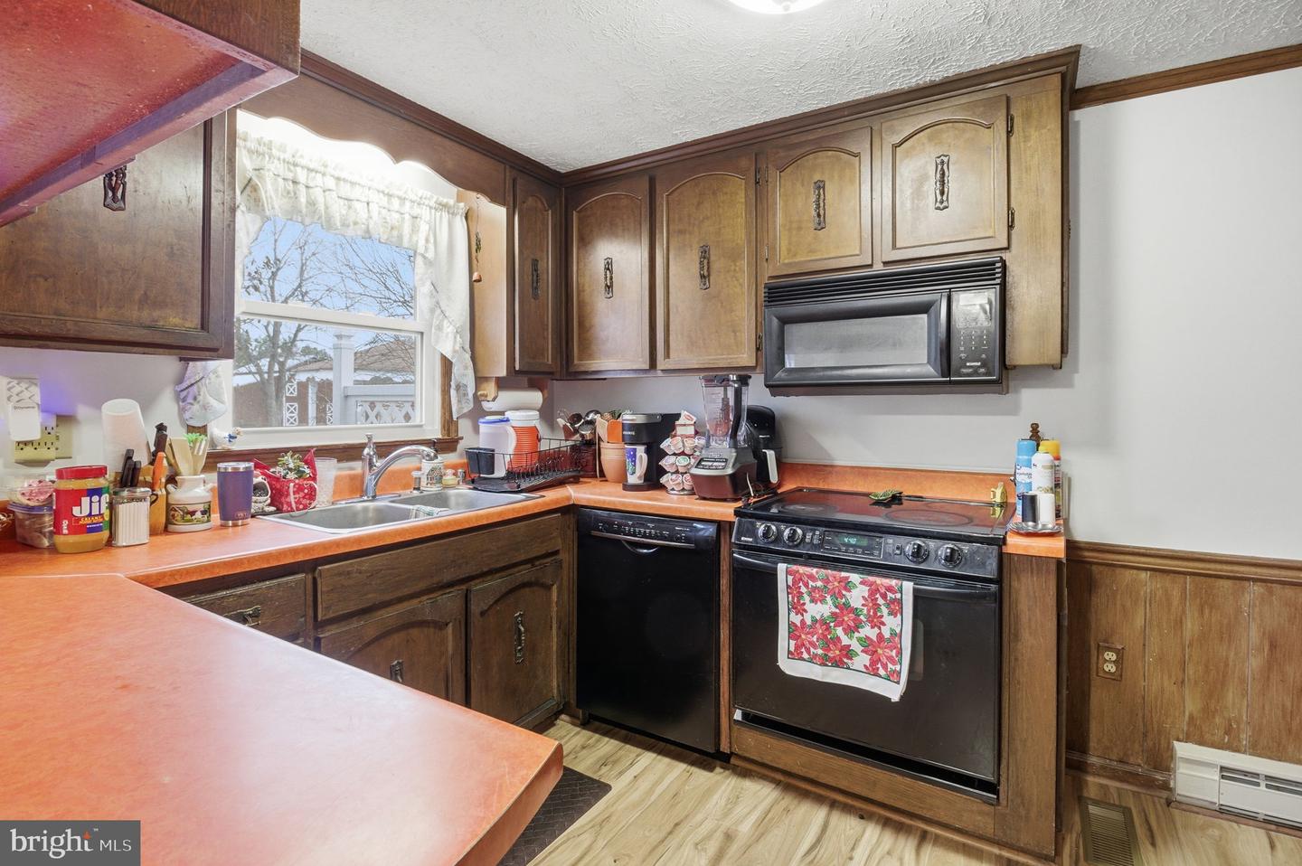 14088 CARRIAGE FORD RD, NOKESVILLE, Virginia 20181, 3 Bedrooms Bedrooms, ,3 BathroomsBathrooms,Residential,For sale,14088 CARRIAGE FORD RD,VAPW2113050 MLS # VAPW2113050