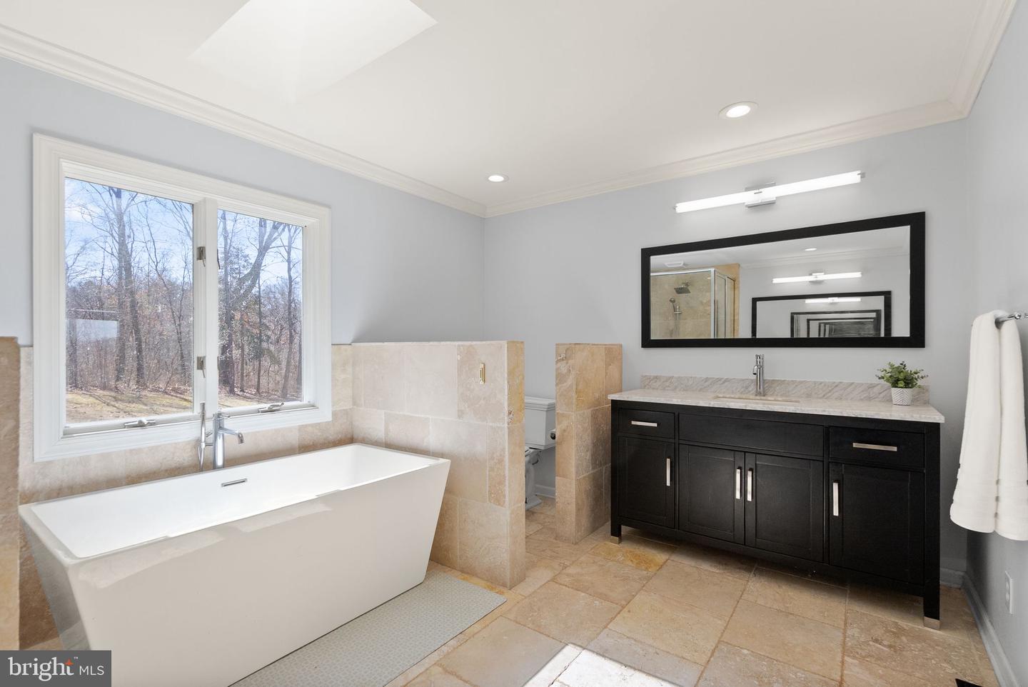 8089 MOORMONT RD, RAPIDAN, Virginia 22733, 4 Bedrooms Bedrooms, 14 Rooms Rooms,2 BathroomsBathrooms,Residential,For sale,8089 MOORMONT RD,VAOR2013388 MLS # VAOR2013388