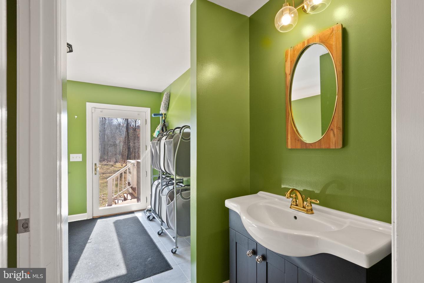 8089 MOORMONT RD, RAPIDAN, Virginia 22733, 4 Bedrooms Bedrooms, 14 Rooms Rooms,2 BathroomsBathrooms,Residential,For sale,8089 MOORMONT RD,VAOR2013388 MLS # VAOR2013388