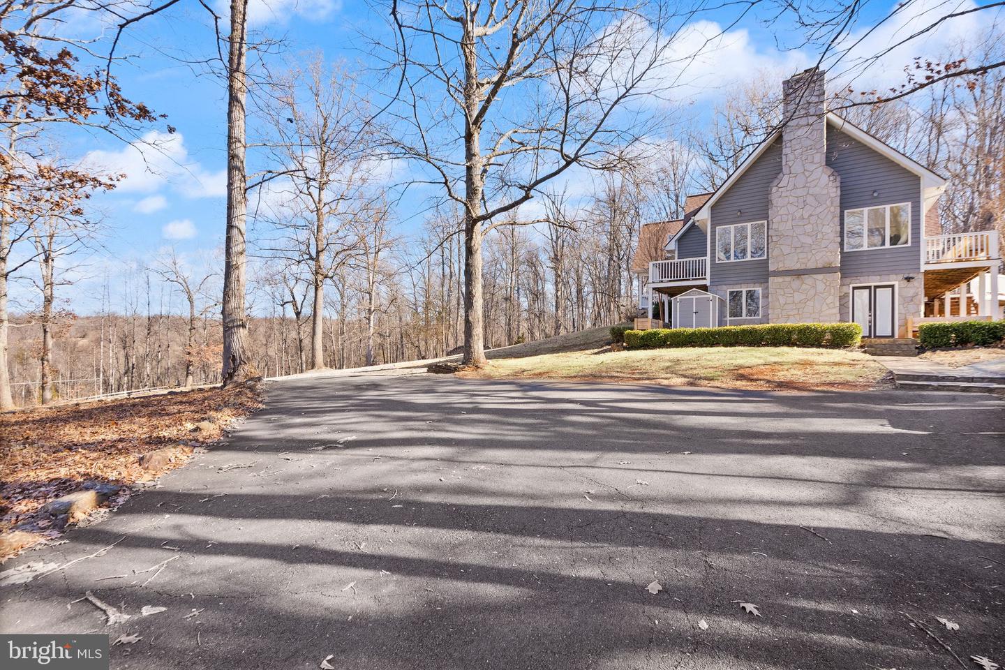 8089 MOORMONT RD, RAPIDAN, Virginia 22733, 4 Bedrooms Bedrooms, 14 Rooms Rooms,2 BathroomsBathrooms,Residential,For sale,8089 MOORMONT RD,VAOR2013388 MLS # VAOR2013388