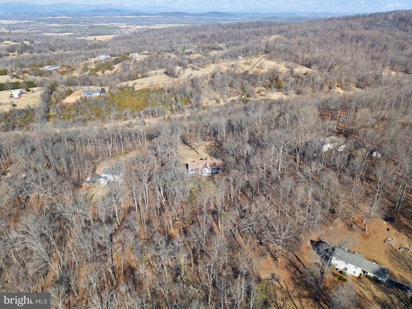 8089 MOORMONT RD, RAPIDAN, Virginia 22733, 4 Bedrooms Bedrooms, 14 Rooms Rooms,2 BathroomsBathrooms,Residential,For sale,8089 MOORMONT RD,VAOR2013388 MLS # VAOR2013388