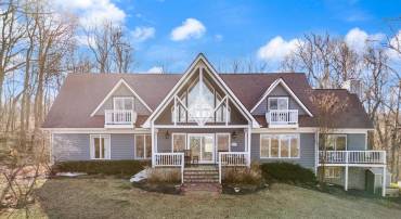 8089 MOORMONT RD, RAPIDAN, Virginia 22733, 4 Bedrooms Bedrooms, 14 Rooms Rooms,2 BathroomsBathrooms,Residential,For sale,8089 MOORMONT RD,VAOR2013388 MLS # VAOR2013388