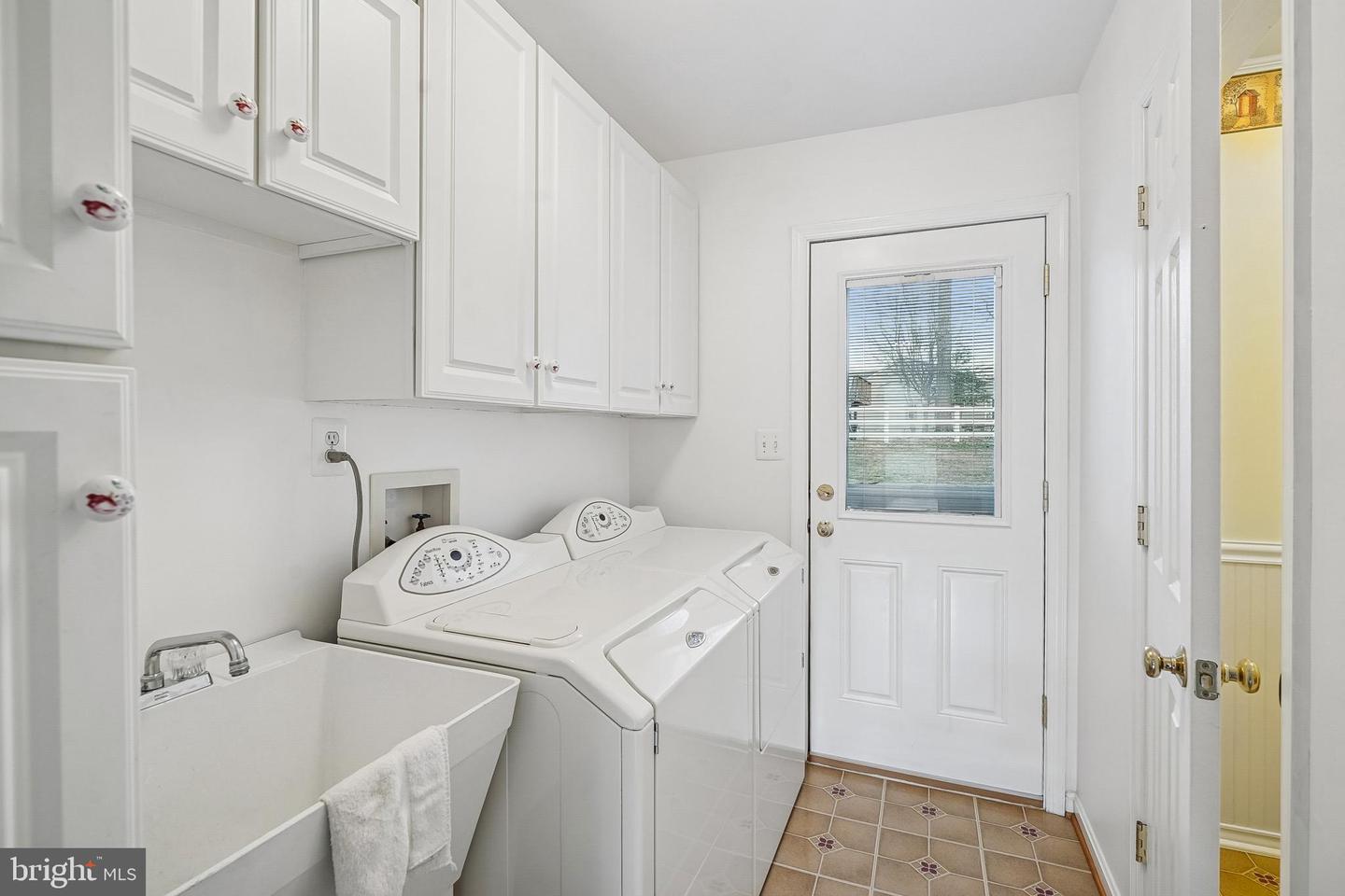 10129 SHARON SPRINGS DR, FREDERICKSBURG, Virginia 22408, 4 Bedrooms Bedrooms, ,2 BathroomsBathrooms,Residential,For sale,10129 SHARON SPRINGS DR,VASP2039496 MLS # VASP2039496