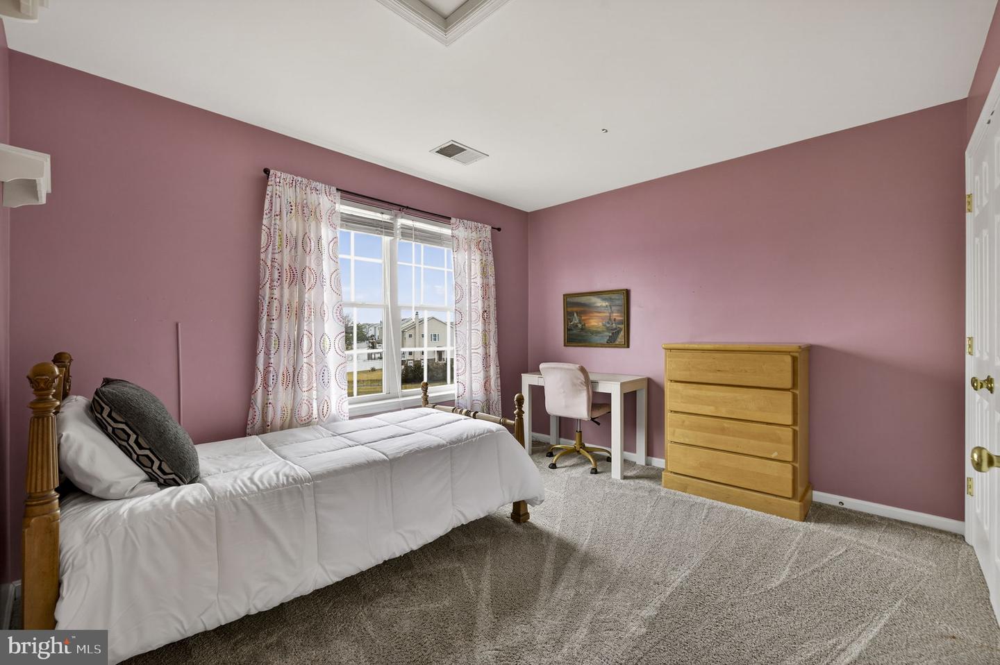 235 REBECCA DR, WINCHESTER, Virginia 22602, 5 Bedrooms Bedrooms, ,3 BathroomsBathrooms,Residential,For sale,235 REBECCA DR,VAFV2039734 MLS # VAFV2039734