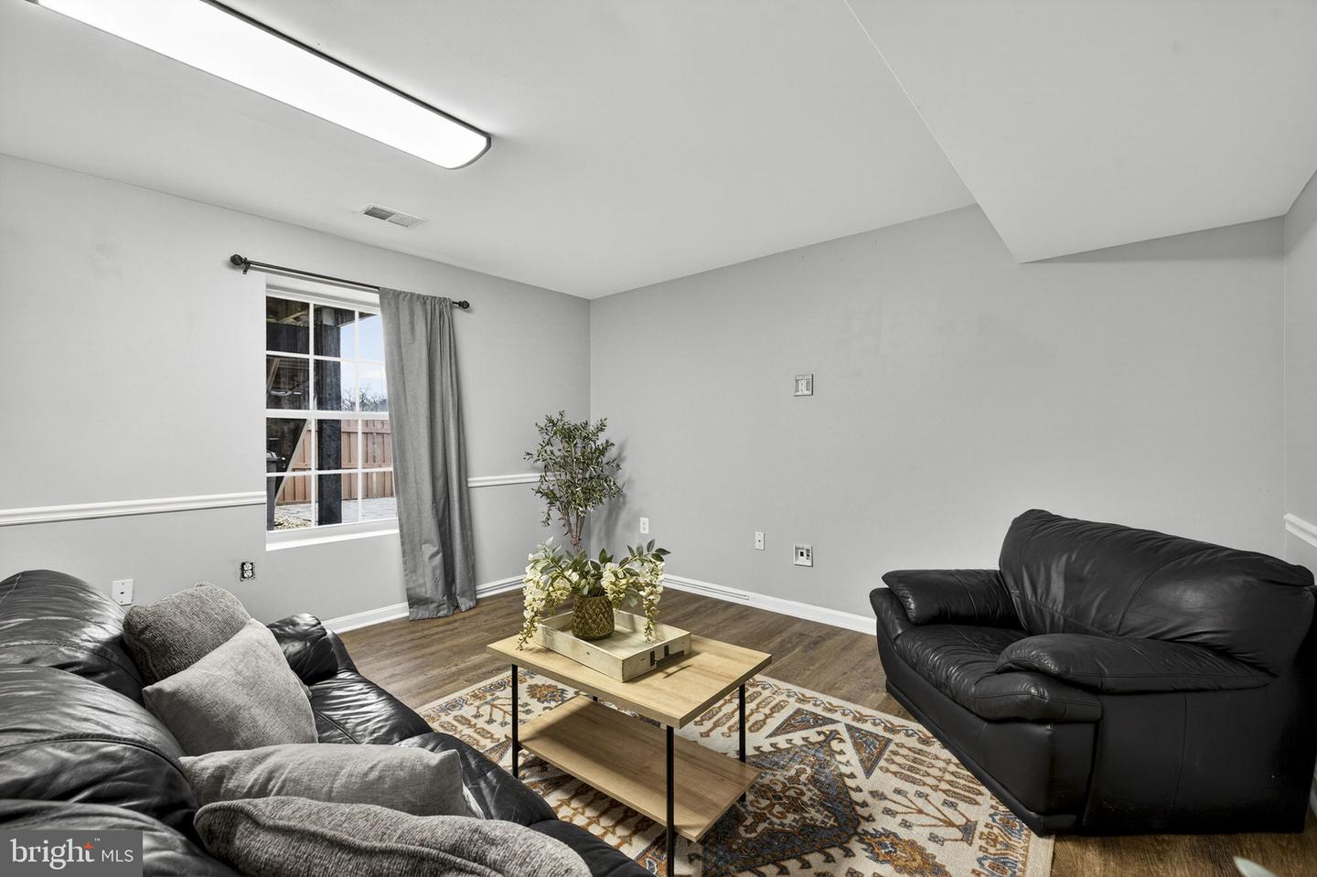 235 REBECCA DR, WINCHESTER, Virginia 22602, 5 Bedrooms Bedrooms, ,3 BathroomsBathrooms,Residential,For sale,235 REBECCA DR,VAFV2039734 MLS # VAFV2039734