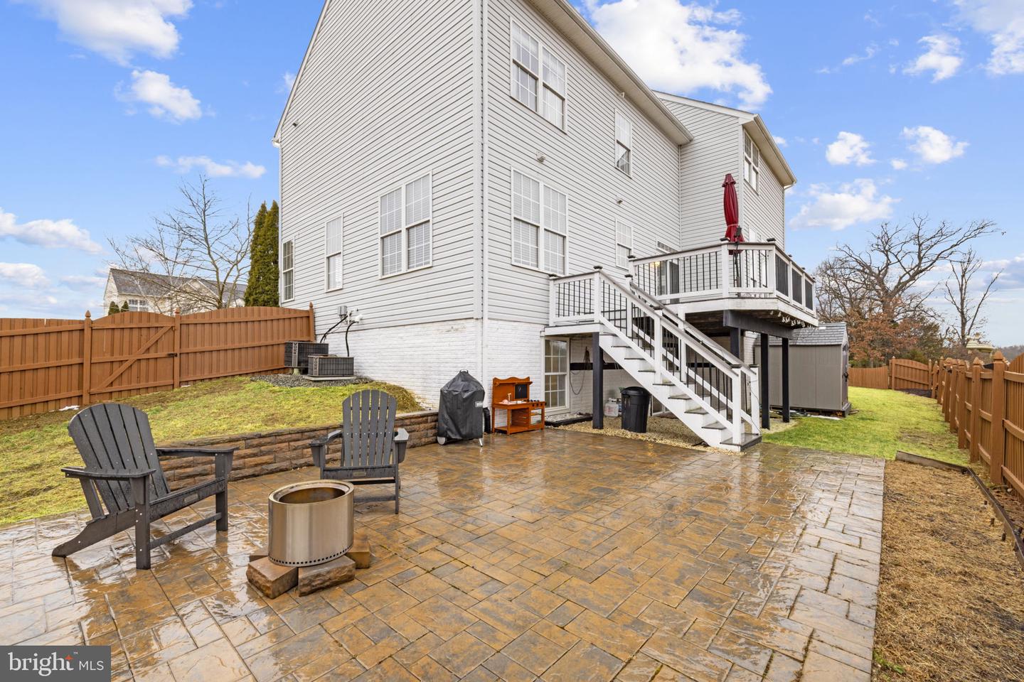 235 REBECCA DR, WINCHESTER, Virginia 22602, 5 Bedrooms Bedrooms, ,3 BathroomsBathrooms,Residential,For sale,235 REBECCA DR,VAFV2039734 MLS # VAFV2039734