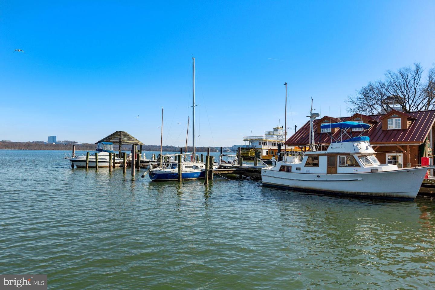 1011 DUKE ST, ALEXANDRIA, Virginia 22314, 2 Bedrooms Bedrooms, ,2 BathroomsBathrooms,Residential,For sale,1011 DUKE ST,VAAX2054420 MLS # VAAX2054420 1011 DUKE ST, ALEXANDRIA, Virginia 22314, 2 Bedrooms Bedrooms, ,2 BathroomsBathrooms,Residential,For sale,1011 DUKE ST,VAAX2054420 MLS # VAAX2054420