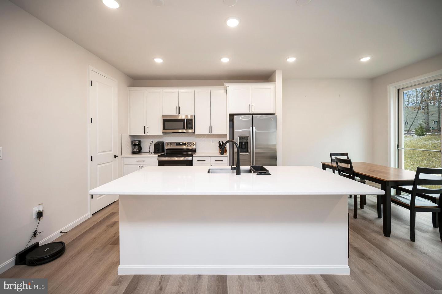 2892 WHITE TAIL DR, LOCUST GROVE, Virginia 22508, 3 Bedrooms Bedrooms, ,2 BathroomsBathrooms,Residential,For sale,2892 WHITE TAIL DR,VAOR2013392 MLS # VAOR2013392