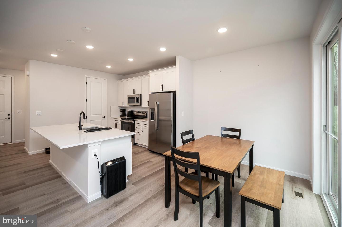 2892 WHITE TAIL DR, LOCUST GROVE, Virginia 22508, 3 Bedrooms Bedrooms, ,2 BathroomsBathrooms,Residential,For sale,2892 WHITE TAIL DR,VAOR2013392 MLS # VAOR2013392