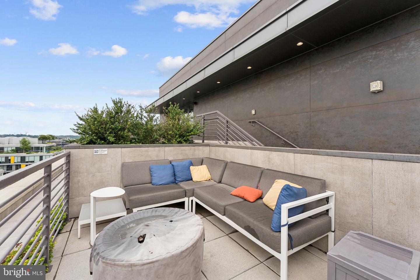 1211 VAN ST SE #913, WASHINGTON, District Of Columbia 20003, 1 Bedroom Bedrooms, ,1 BathroomBathrooms,Residential,For sale,1211 VAN ST SE #913,DCDC2247436 MLS # DCDC2247436