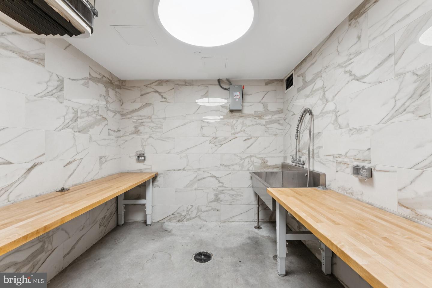 1211 VAN ST SE #913, WASHINGTON, District Of Columbia 20003, 1 Bedroom Bedrooms, ,1 BathroomBathrooms,Residential,For sale,1211 VAN ST SE #913,DCDC2247436 MLS # DCDC2247436