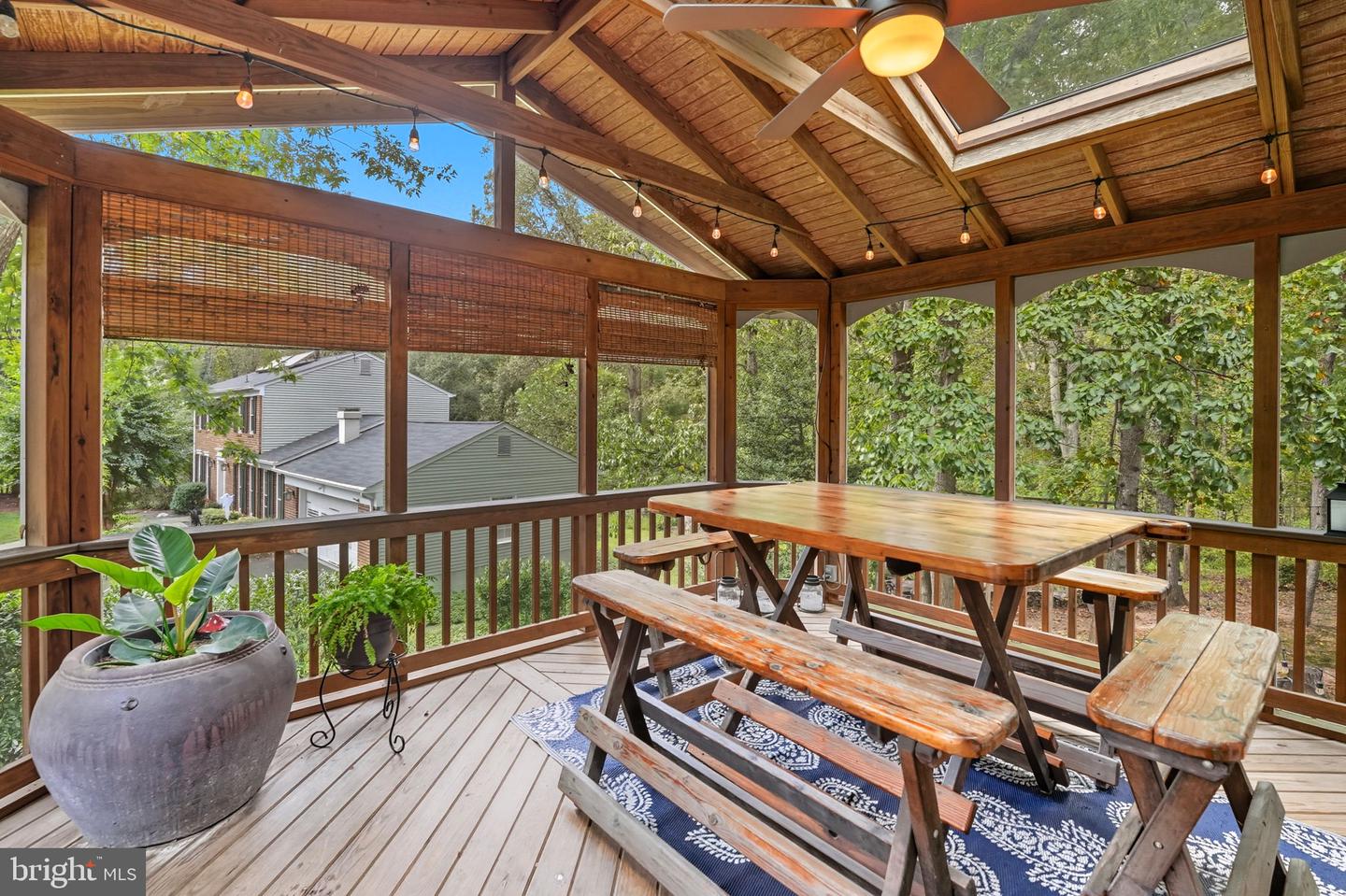 3214 DOMINY CT, OAKTON, Virginia 22124, 5 Bedrooms Bedrooms, ,3 BathroomsBathrooms,Residential,For sale,3214 DOMINY CT,VAFX2292440 MLS # VAFX2292440