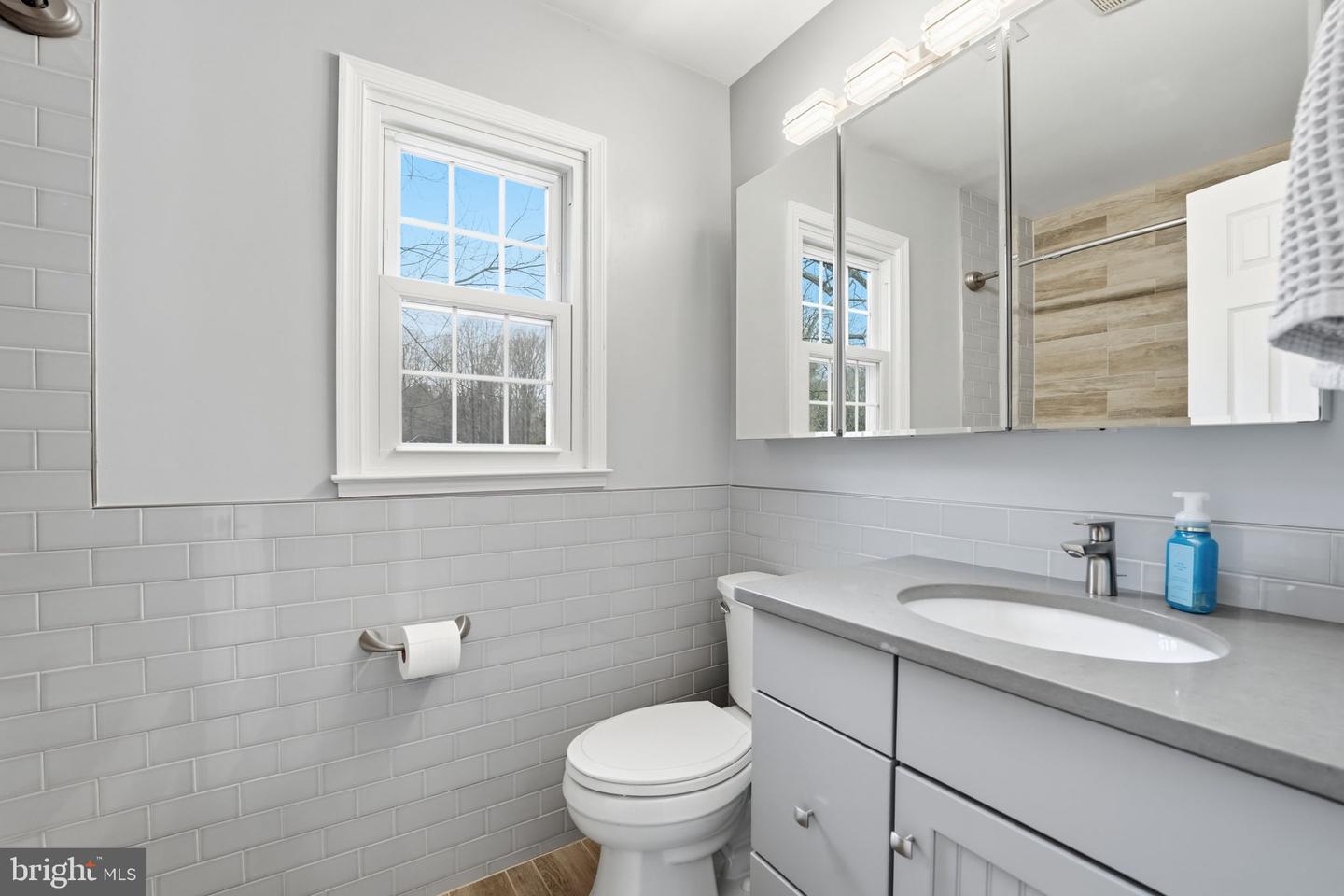 3214 DOMINY CT, OAKTON, Virginia 22124, 5 Bedrooms Bedrooms, ,3 BathroomsBathrooms,Residential,For sale,3214 DOMINY CT,VAFX2292440 MLS # VAFX2292440