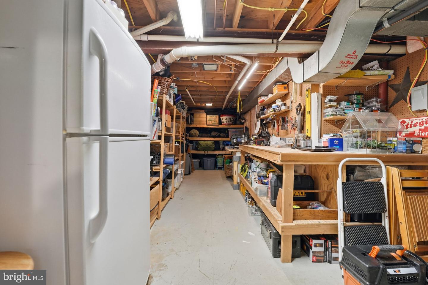 3214 DOMINY CT, OAKTON, Virginia 22124, 5 Bedrooms Bedrooms, ,3 BathroomsBathrooms,Residential,For sale,3214 DOMINY CT,VAFX2292440 MLS # VAFX2292440