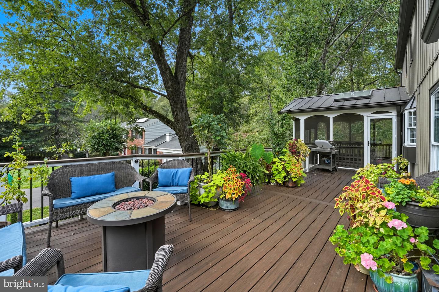 3214 DOMINY CT, OAKTON, Virginia 22124, 5 Bedrooms Bedrooms, ,3 BathroomsBathrooms,Residential,For sale,3214 DOMINY CT,VAFX2292440 MLS # VAFX2292440