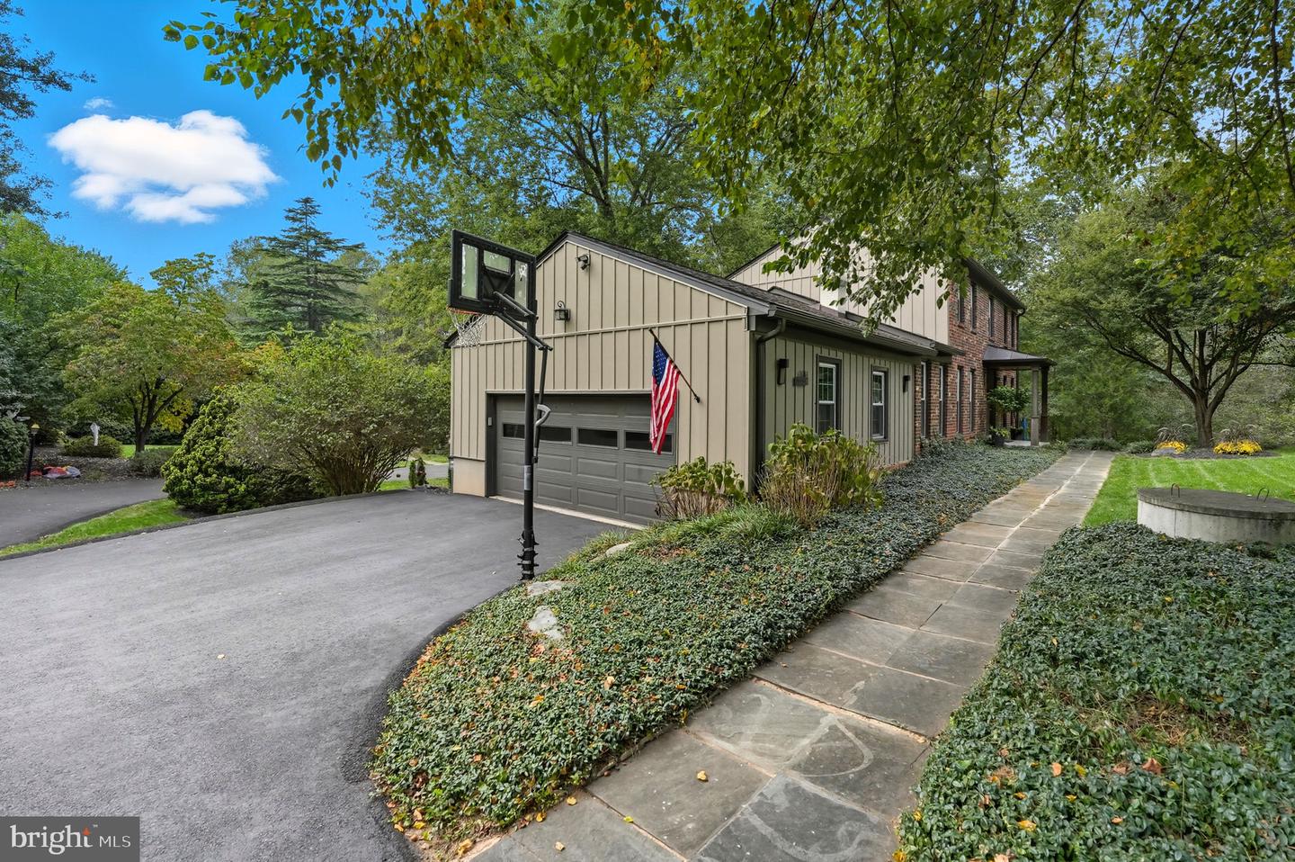 3214 DOMINY CT, OAKTON, Virginia 22124, 5 Bedrooms Bedrooms, ,3 BathroomsBathrooms,Residential,For sale,3214 DOMINY CT,VAFX2292440 MLS # VAFX2292440