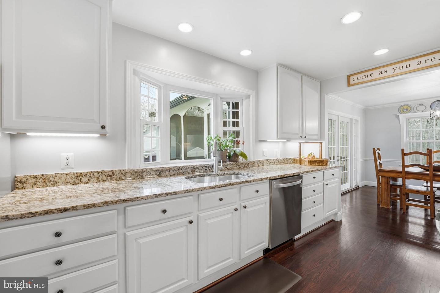 3214 DOMINY CT, OAKTON, Virginia 22124, 5 Bedrooms Bedrooms, ,3 BathroomsBathrooms,Residential,For sale,3214 DOMINY CT,VAFX2292440 MLS # VAFX2292440