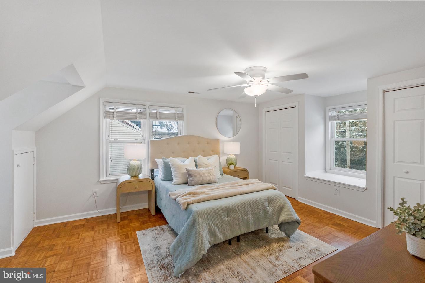 2836 MEADOW LN, FALLS CHURCH, Virginia 22042, 3 Bedrooms Bedrooms, ,3 BathroomsBathrooms,Residential,For sale,2836 MEADOW LN,VAFX2292444 MLS # VAFX2292444