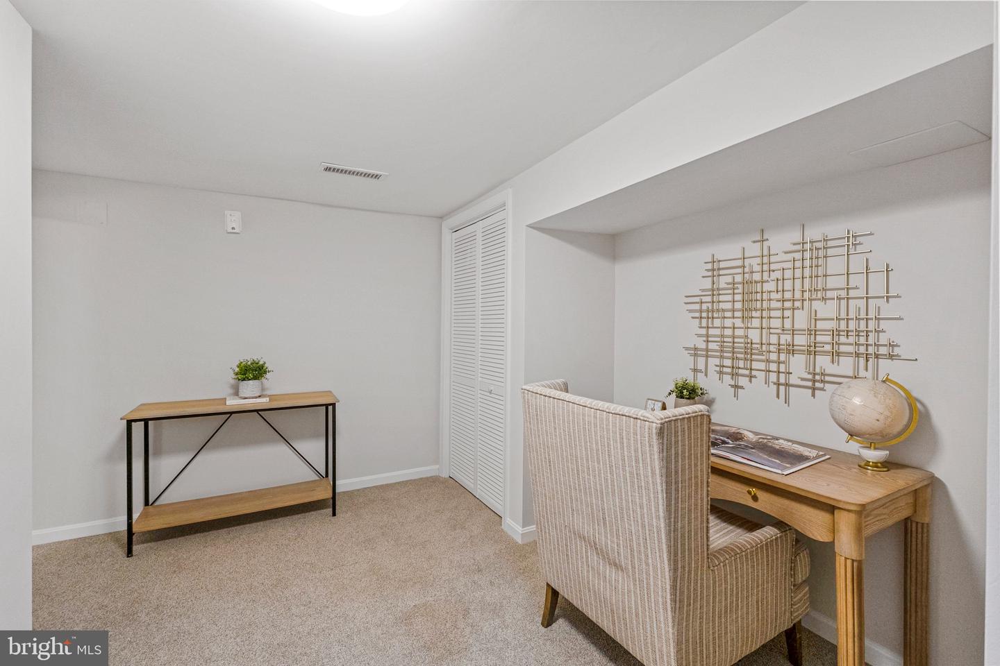 2836 MEADOW LN, FALLS CHURCH, Virginia 22042, 3 Bedrooms Bedrooms, ,3 BathroomsBathrooms,Residential,For sale,2836 MEADOW LN,VAFX2292444 MLS # VAFX2292444