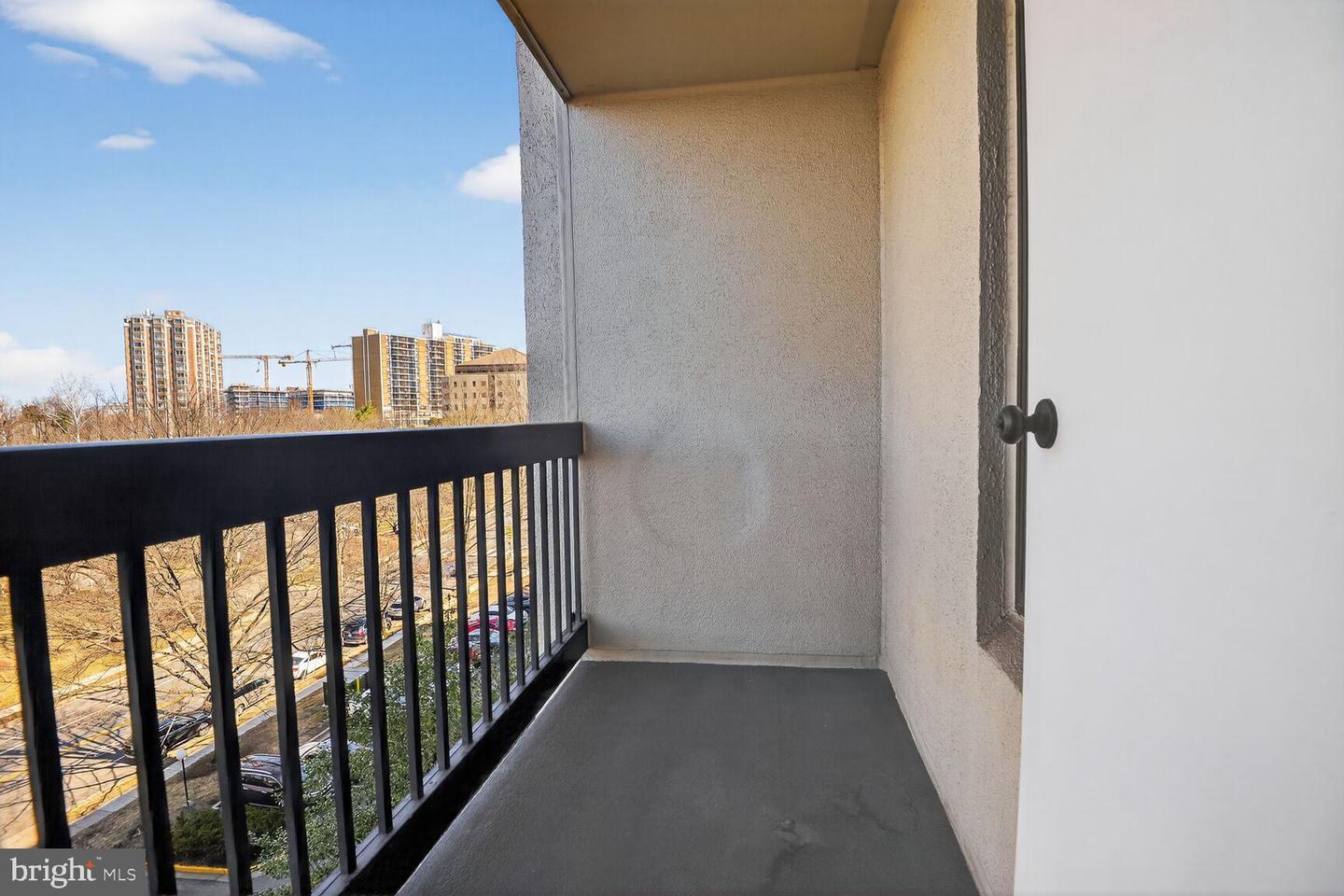 6300 STEVENSON AVE #410, ALEXANDRIA, Virginia 22304, 2 Bedrooms Bedrooms, 4 Rooms Rooms,2 BathroomsBathrooms,Residential,For sale,6300 STEVENSON AVE #410,VAAX2054430 MLS # VAAX2054430