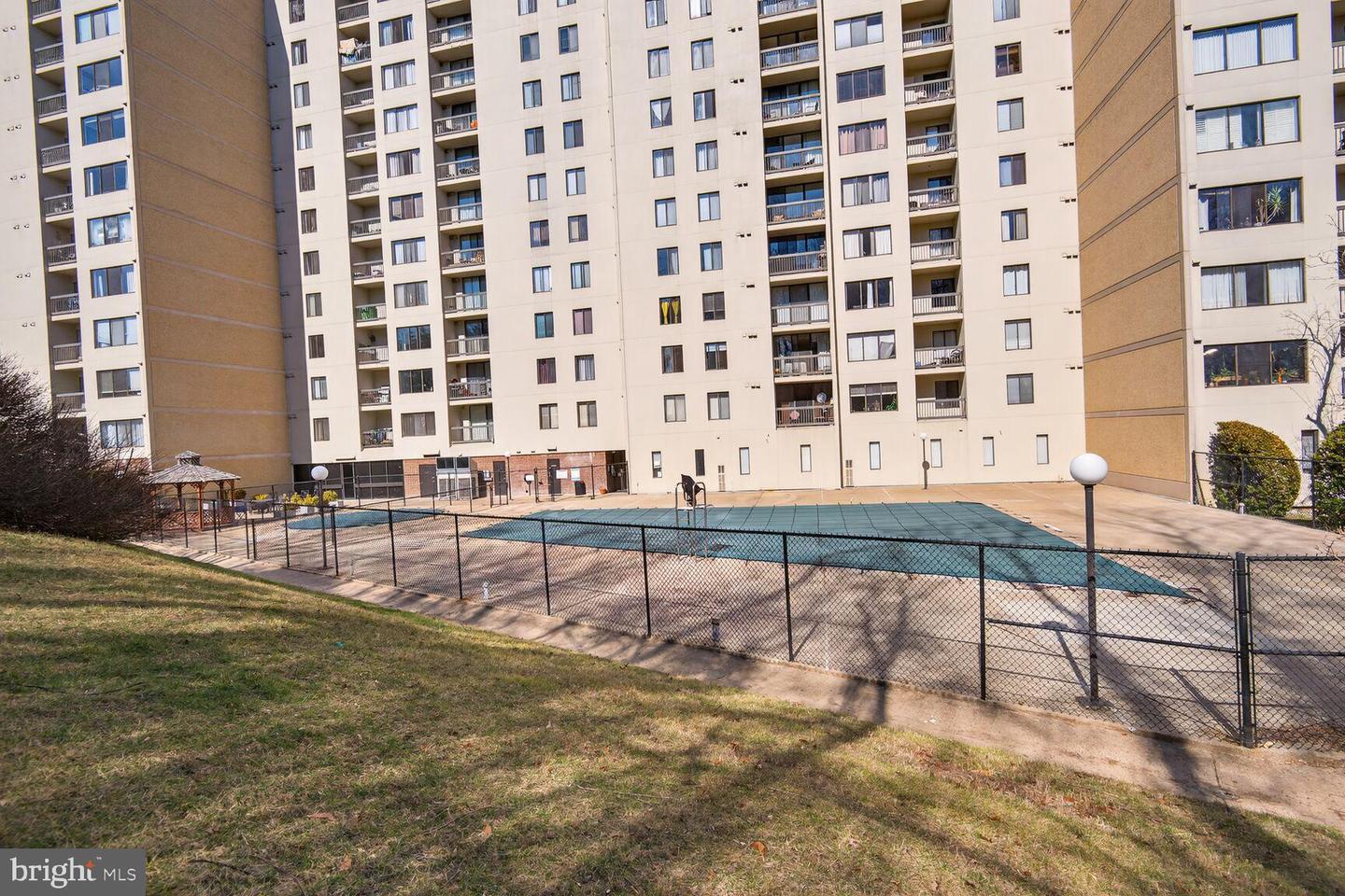 6300 STEVENSON AVE #410, ALEXANDRIA, Virginia 22304, 2 Bedrooms Bedrooms, 4 Rooms Rooms,2 BathroomsBathrooms,Residential,For sale,6300 STEVENSON AVE #410,VAAX2054430 MLS # VAAX2054430