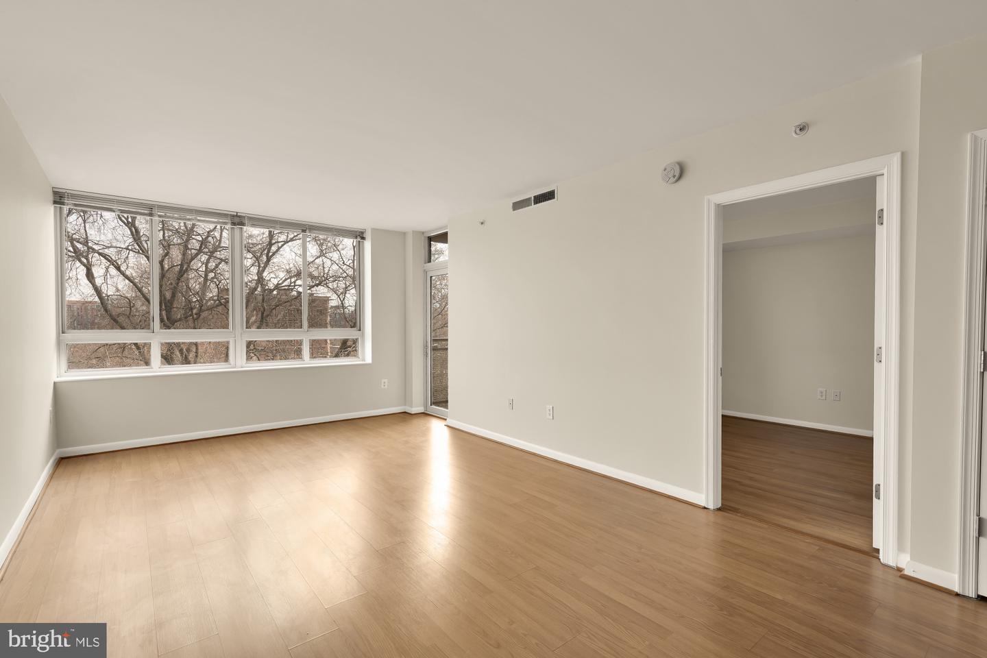 355 I ST SW #621, WASHINGTON, District Of Columbia 20024, 1 Bedroom Bedrooms, ,1 BathroomBathrooms,Residential,For sale,355 I ST SW #621,DCDC2247480 MLS # DCDC2247480 355 I ST SW #621, WASHINGTON, District Of Columbia 20024, 1 Bedroom Bedrooms, ,1 BathroomBathrooms,Residential,For sale,355 I ST SW #621,DCDC2247480 MLS # DCDC2247480