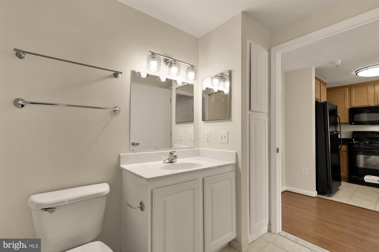 355 I ST SW #621, WASHINGTON, District Of Columbia 20024, 1 Bedroom Bedrooms, ,1 BathroomBathrooms,Residential,For sale,355 I ST SW #621,DCDC2247480 MLS # DCDC2247480 355 I ST SW #621, WASHINGTON, District Of Columbia 20024, 1 Bedroom Bedrooms, ,1 BathroomBathrooms,Residential,For sale,355 I ST SW #621,DCDC2247480 MLS # DCDC2247480