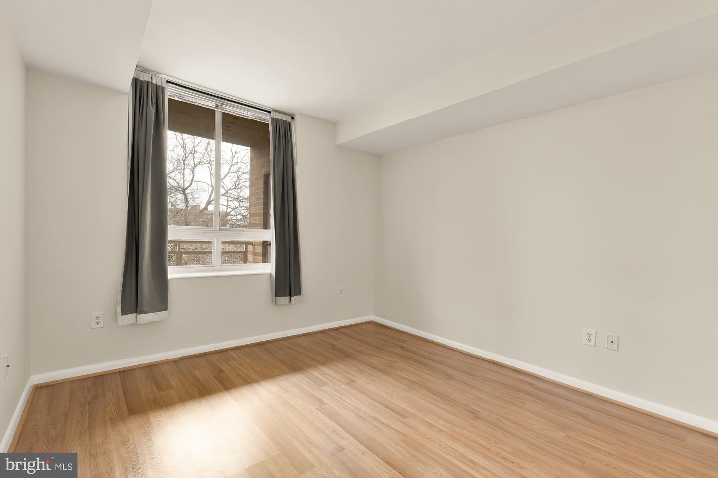 355 I ST SW #621, WASHINGTON, District Of Columbia 20024, 1 Bedroom Bedrooms, ,1 BathroomBathrooms,Residential,For sale,355 I ST SW #621,DCDC2247480 MLS # DCDC2247480 355 I ST SW #621, WASHINGTON, District Of Columbia 20024, 1 Bedroom Bedrooms, ,1 BathroomBathrooms,Residential,For sale,355 I ST SW #621,DCDC2247480 MLS # DCDC2247480