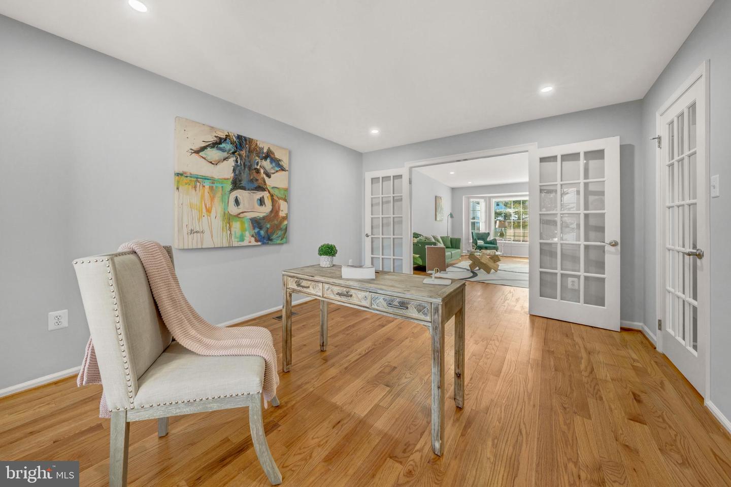 2067 WOODFORD RD, VIENNA, Virginia 22182, 4 Bedrooms Bedrooms, ,4 BathroomsBathrooms,Residential,For sale,2067 WOODFORD RD,VAFX2292484 MLS # VAFX2292484