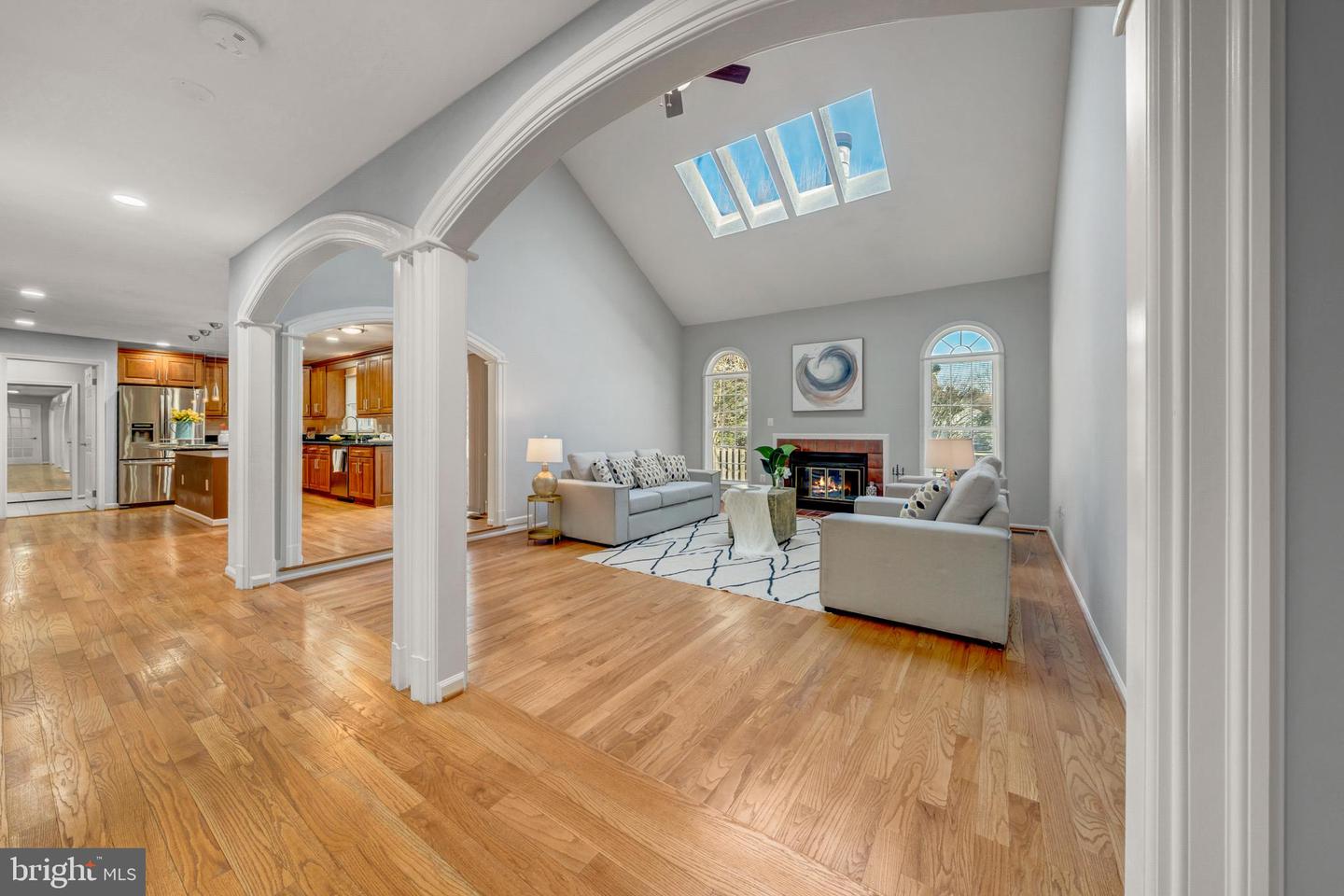 2067 WOODFORD RD, VIENNA, Virginia 22182, 4 Bedrooms Bedrooms, ,4 BathroomsBathrooms,Residential,For sale,2067 WOODFORD RD,VAFX2292484 MLS # VAFX2292484