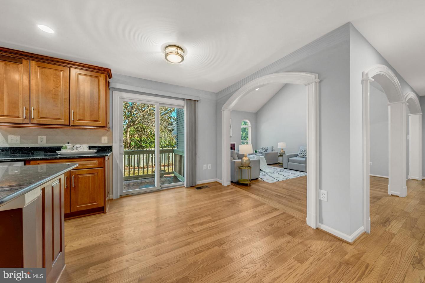 2067 WOODFORD RD, VIENNA, Virginia 22182, 4 Bedrooms Bedrooms, ,4 BathroomsBathrooms,Residential,For sale,2067 WOODFORD RD,VAFX2292484 MLS # VAFX2292484