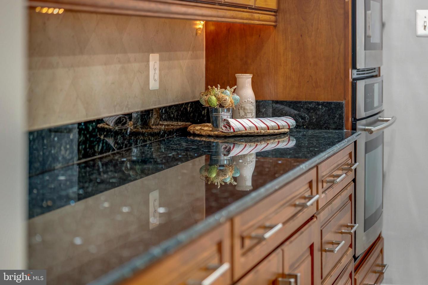 2067 WOODFORD RD, VIENNA, Virginia 22182, 4 Bedrooms Bedrooms, ,4 BathroomsBathrooms,Residential,For sale,2067 WOODFORD RD,VAFX2292484 MLS # VAFX2292484