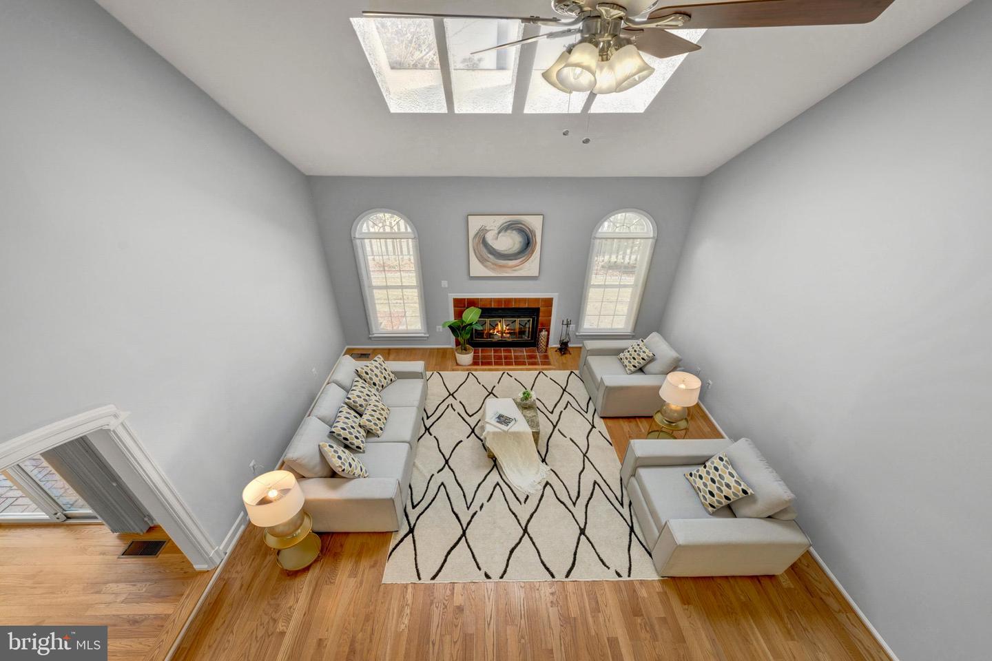 2067 WOODFORD RD, VIENNA, Virginia 22182, 4 Bedrooms Bedrooms, ,4 BathroomsBathrooms,Residential,For sale,2067 WOODFORD RD,VAFX2292484 MLS # VAFX2292484