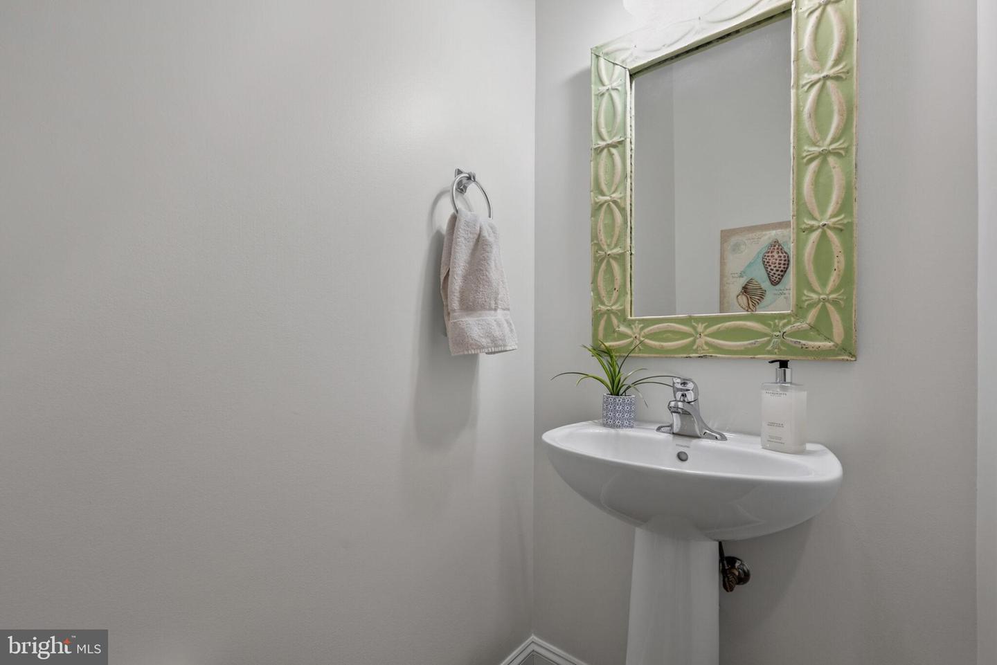 43842 GRANTNER PL, ASHBURN, Virginia 20147, 4 Bedrooms Bedrooms, ,4 BathroomsBathrooms,Residential,For sale,43842 GRANTNER PL,VALO2116600 MLS # VALO2116600