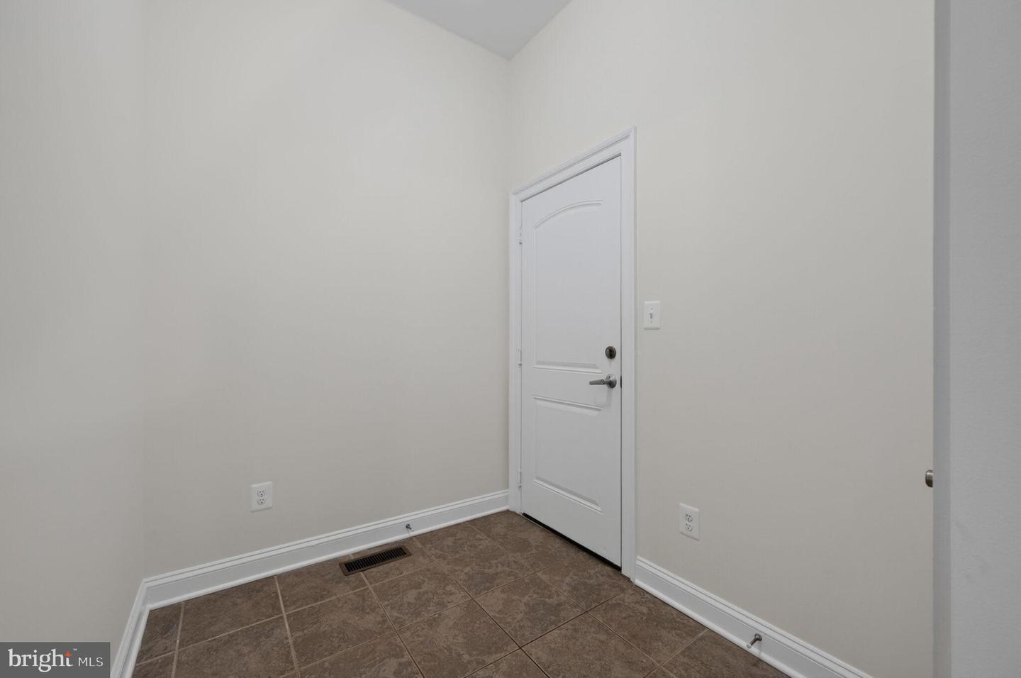 43842 GRANTNER PL, ASHBURN, Virginia 20147, 4 Bedrooms Bedrooms, ,4 BathroomsBathrooms,Residential,For sale,43842 GRANTNER PL,VALO2116600 MLS # VALO2116600