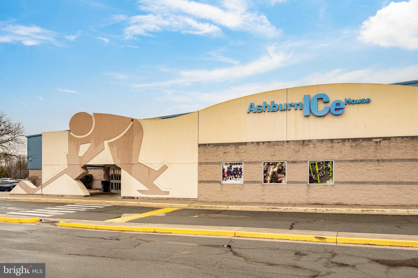 43842 GRANTNER PL, ASHBURN, Virginia 20147, 4 Bedrooms Bedrooms, ,4 BathroomsBathrooms,Residential,For sale,43842 GRANTNER PL,VALO2116600 MLS # VALO2116600