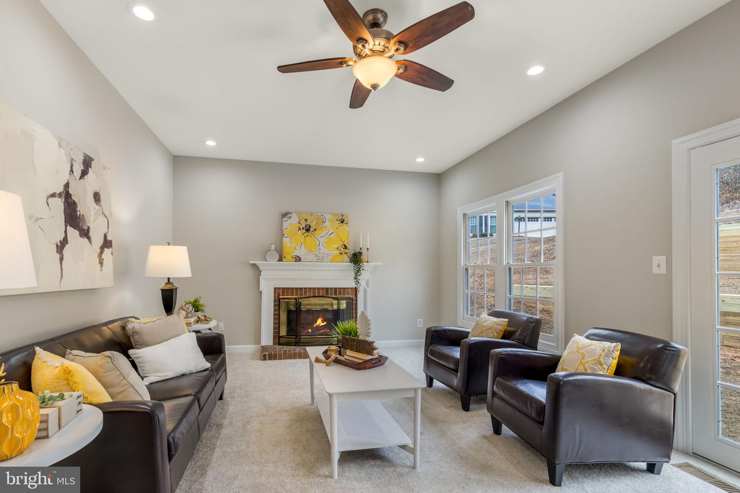 16657 PURCIVAL CT, DUMFRIES, Virginia 22025, 4 Bedrooms Bedrooms, ,3 BathroomsBathrooms,Residential,For sale,16657 PURCIVAL CT,VAPW2113172 MLS # VAPW2113172