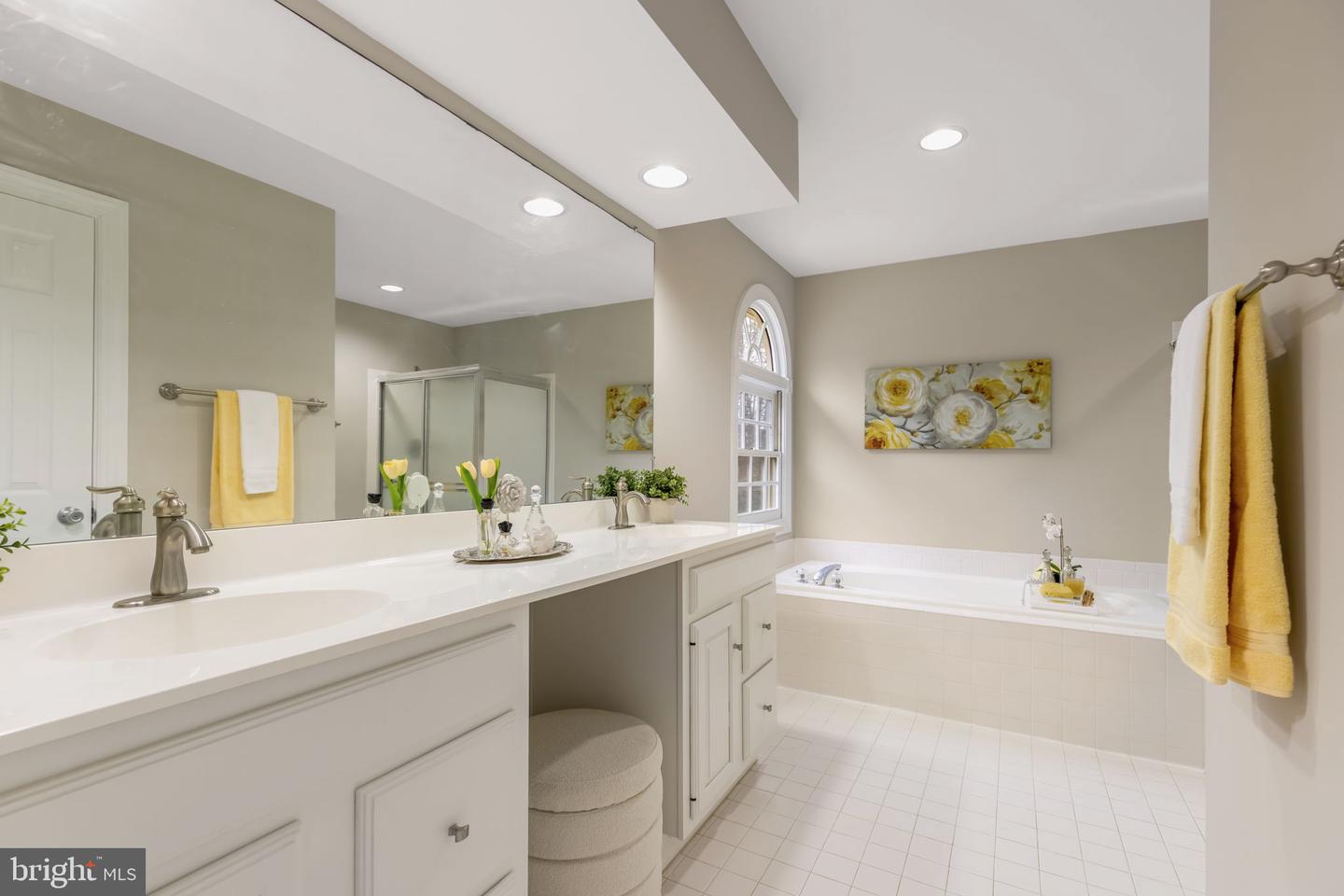 16657 PURCIVAL CT, DUMFRIES, Virginia 22025, 4 Bedrooms Bedrooms, ,3 BathroomsBathrooms,Residential,For sale,16657 PURCIVAL CT,VAPW2113172 MLS # VAPW2113172