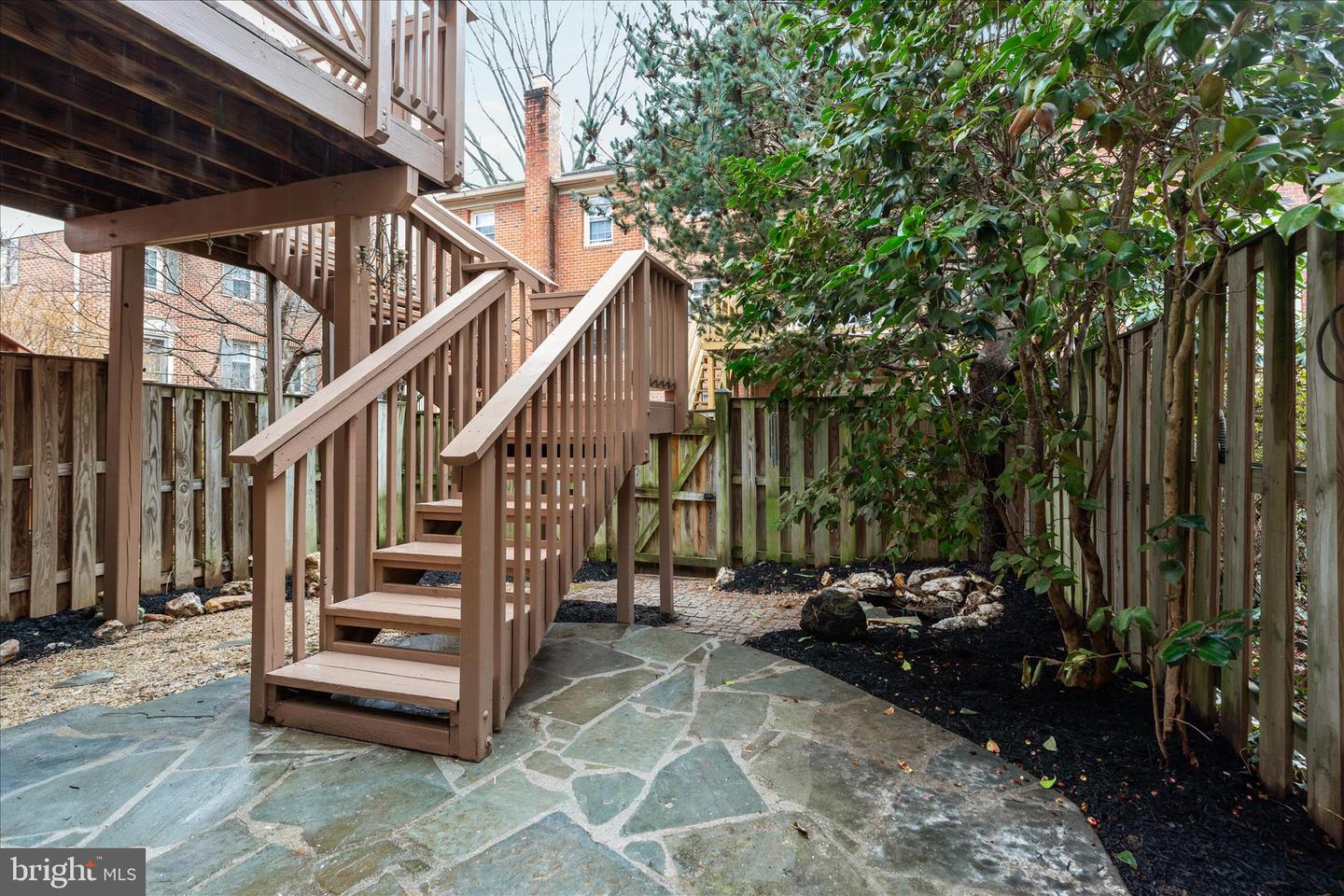 10147 OAKWOOD CHASE CT, OAKTON, Virginia 22124, 4 Bedrooms Bedrooms, ,3 BathroomsBathrooms,Residential,For sale,10147 OAKWOOD CHASE CT,VAFX2292572 MLS # VAFX2292572