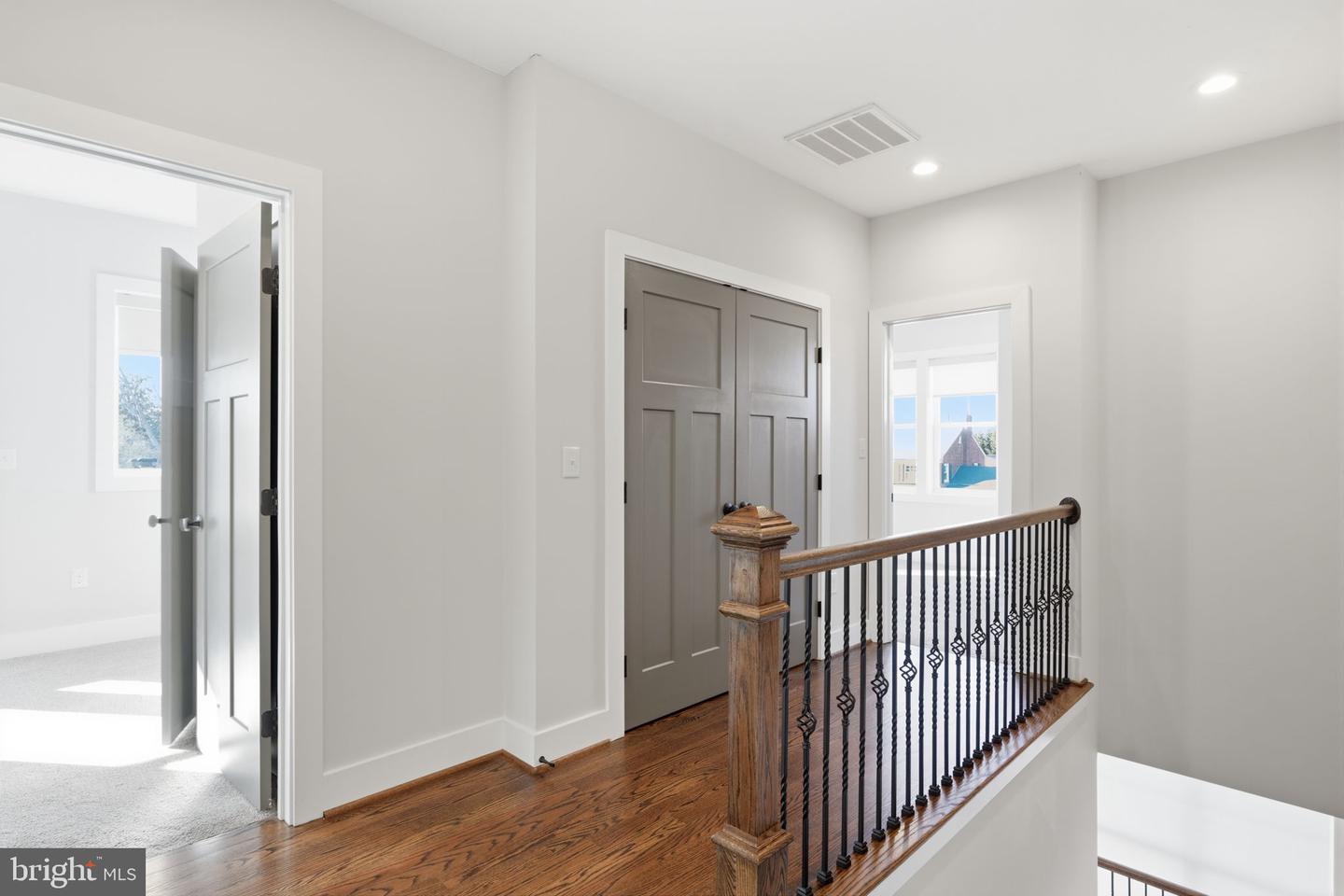3207 MEMORIAL ST, ALEXANDRIA, Virginia 22306, 3 Bedrooms Bedrooms, ,2 BathroomsBathrooms,Residential,For sale,3207 MEMORIAL ST,VAFX2292574 MLS # VAFX2292574