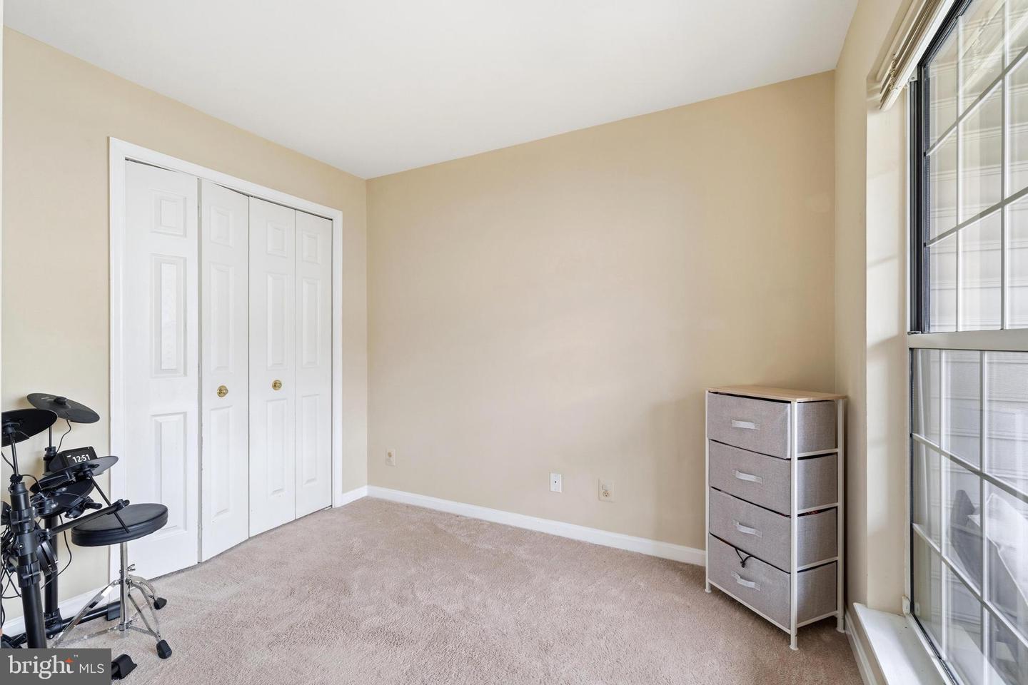 8206-B CROSSBROOK CT #201, LORTON, Virginia 22079, 2 Bedrooms Bedrooms, ,1 BathroomBathrooms,Residential,For sale,8206-B CROSSBROOK CT #201,VAFX2292578 MLS # VAFX2292578