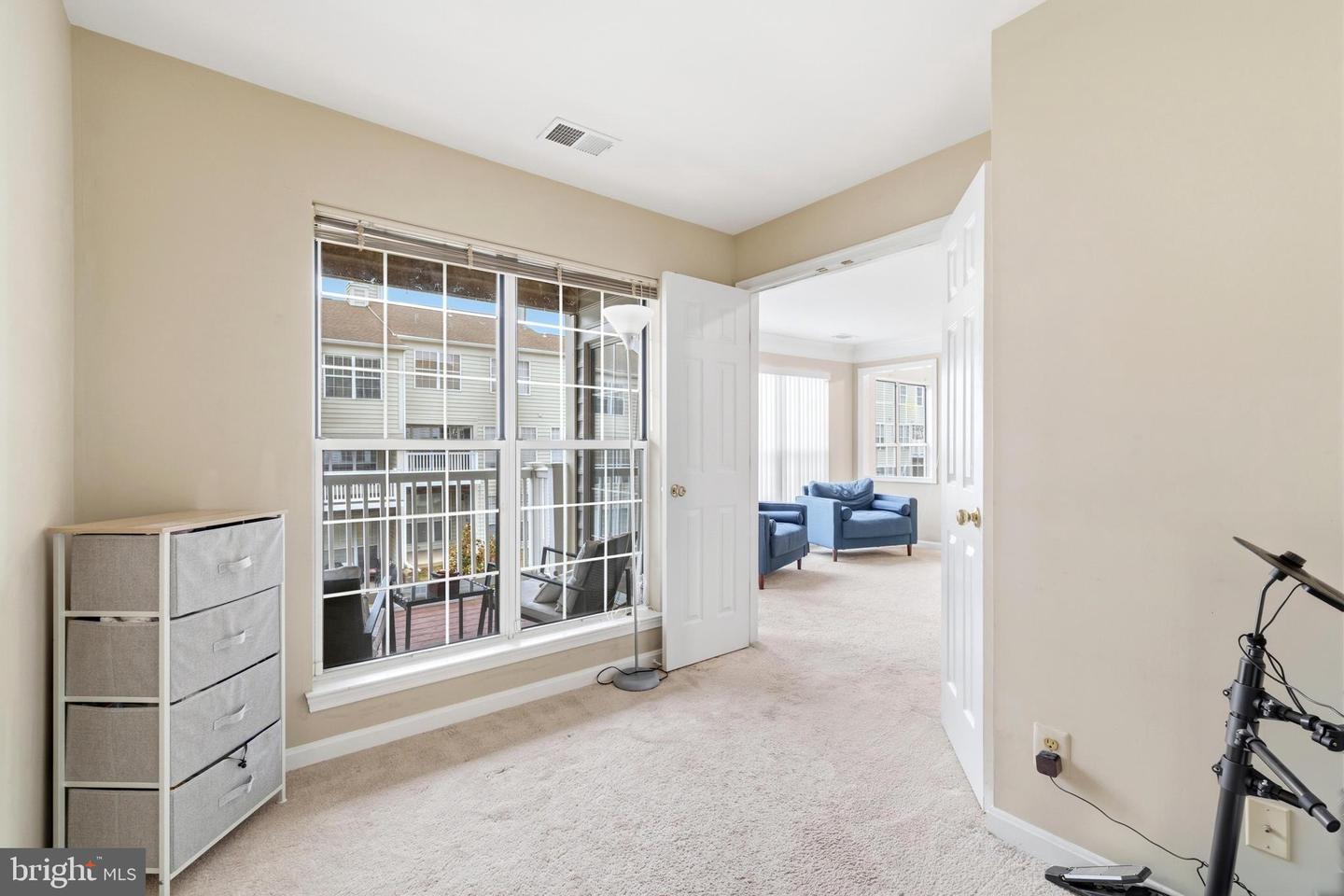 8206-B CROSSBROOK CT #201, LORTON, Virginia 22079, 2 Bedrooms Bedrooms, ,1 BathroomBathrooms,Residential,For sale,8206-B CROSSBROOK CT #201,VAFX2292578 MLS # VAFX2292578