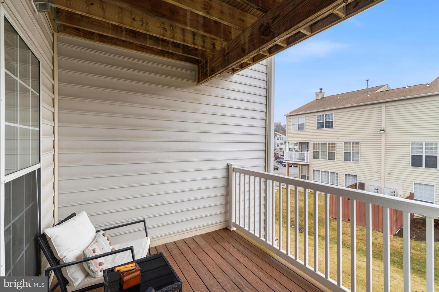 8206-B CROSSBROOK CT #201, LORTON, Virginia 22079, 2 Bedrooms Bedrooms, ,1 BathroomBathrooms,Residential,For sale,8206-B CROSSBROOK CT #201,VAFX2292578 MLS # VAFX2292578